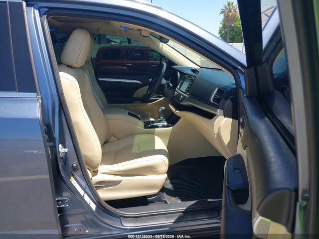 Toyota Highlander Xle V6