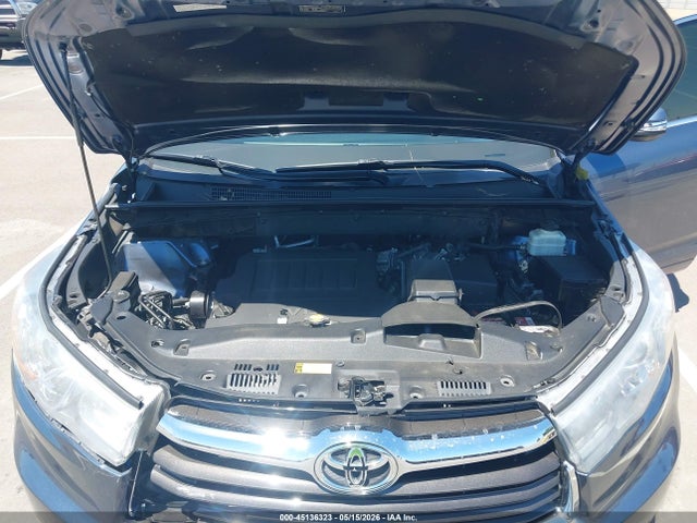 Toyota Highlander Xle V6