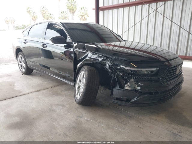 Salvage Honda Accord Image