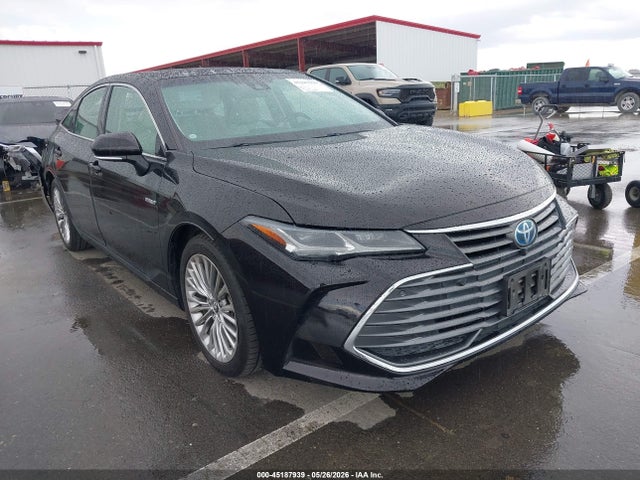 2019 Toyota Avalon Hybrid