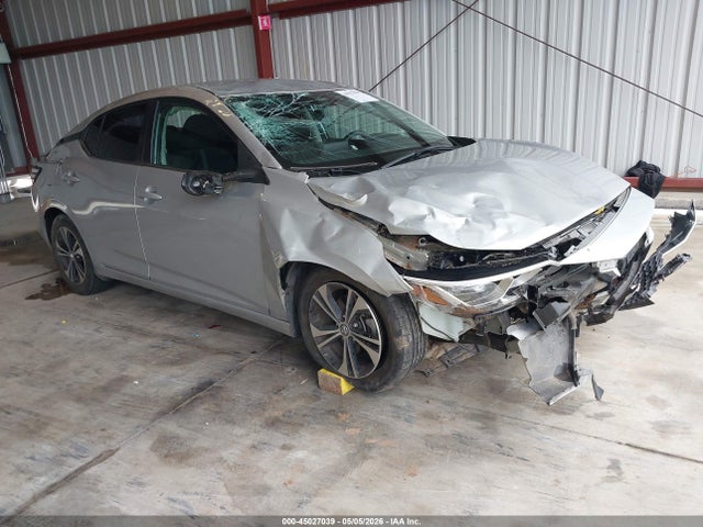 Salvage Nissan Sentra Image