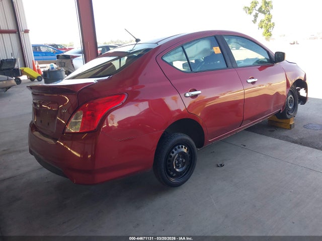 Nissan Versa 1.6 Sv