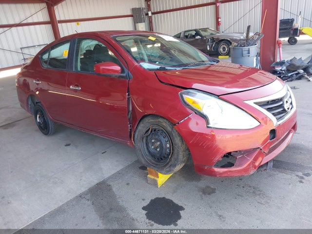 Salvage Nissan Versa Image
