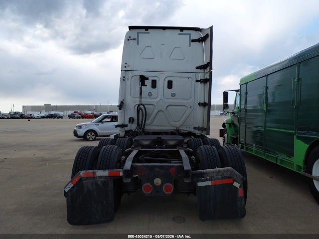 Freightliner Cascadia 125