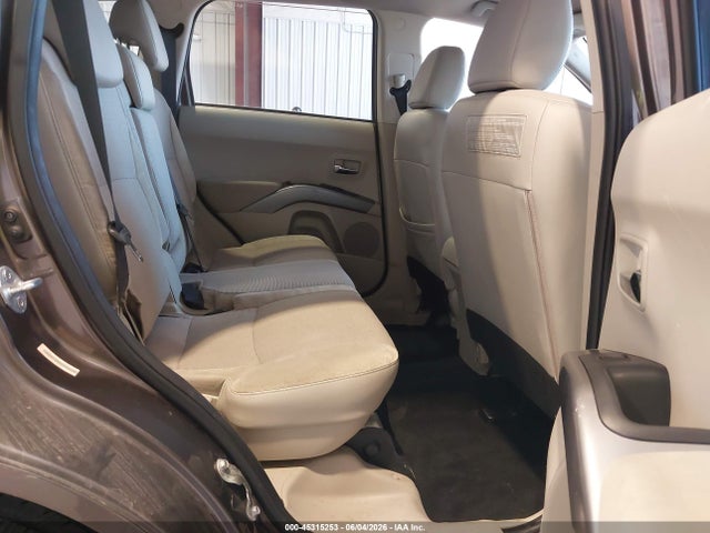 Mitsubishi Outlander Se