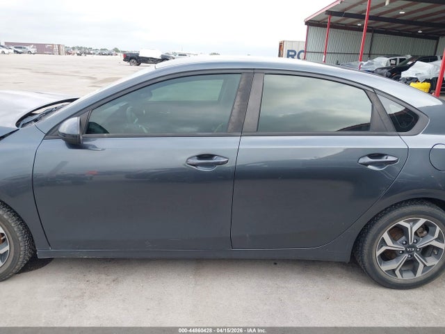 Kia Forte Lxs