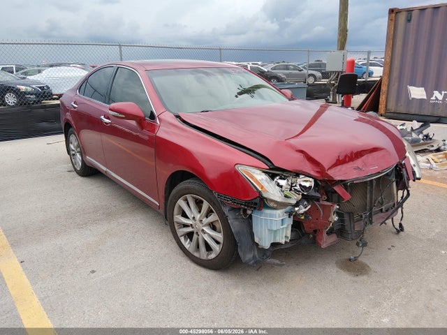Salvage Lexus Es Image