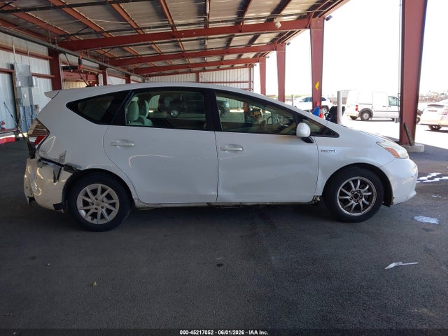 Toyota Prius v Three
