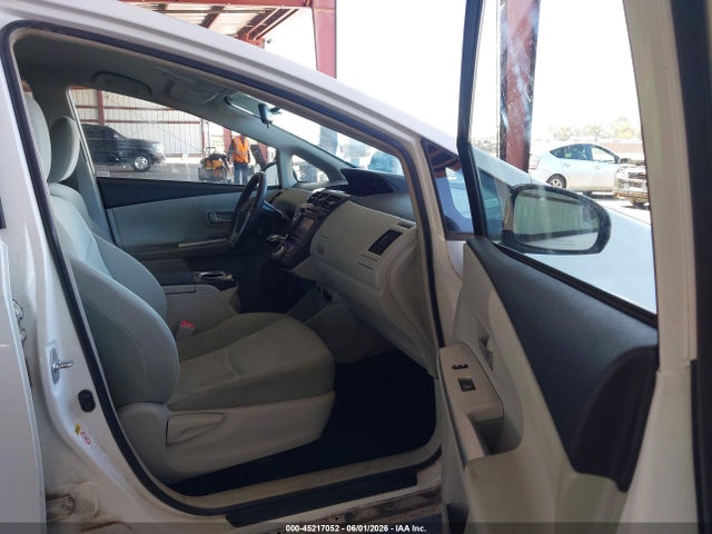 Toyota Prius v Three
