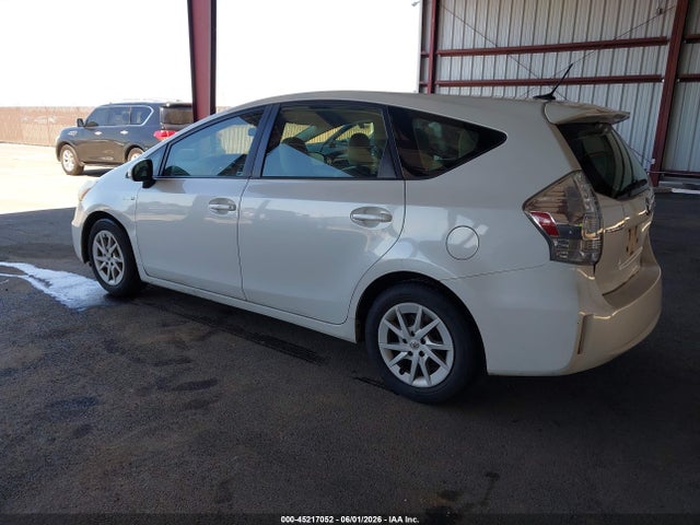 Toyota Prius v Three