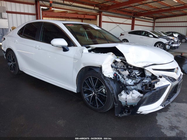 Toyota Camry Se
