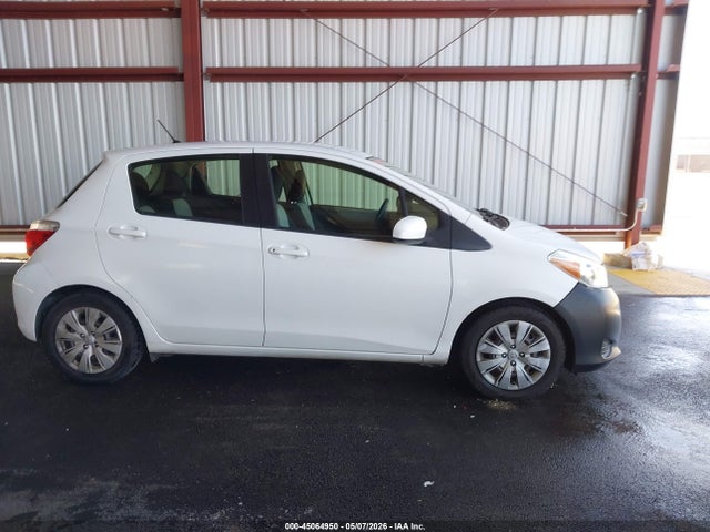 Toyota Yaris Le
