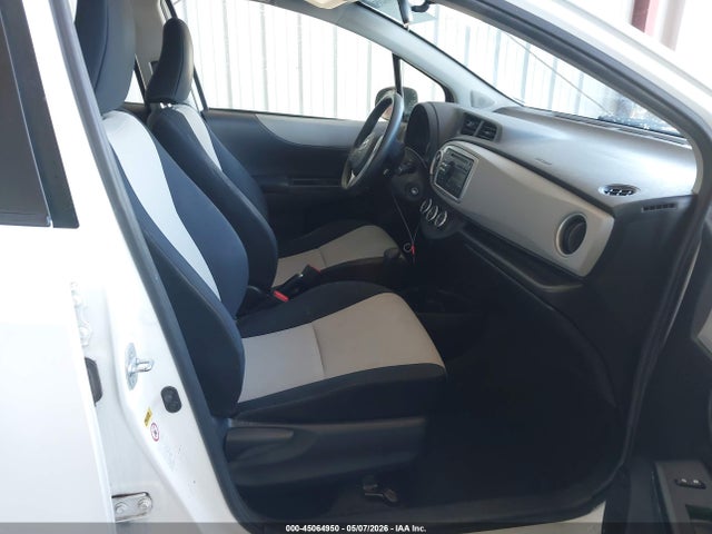 Toyota Yaris Le