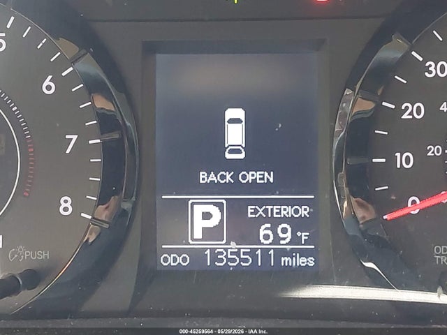 Toyota Sienna Le 7 Passenger
