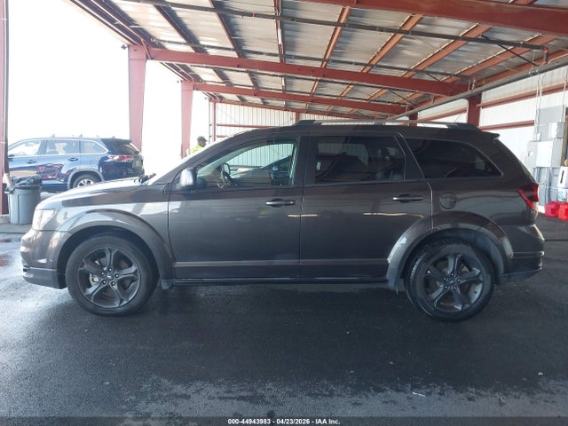 Dodge Journey Crossroad