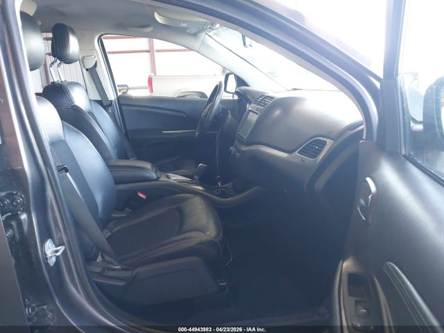 Dodge Journey Crossroad