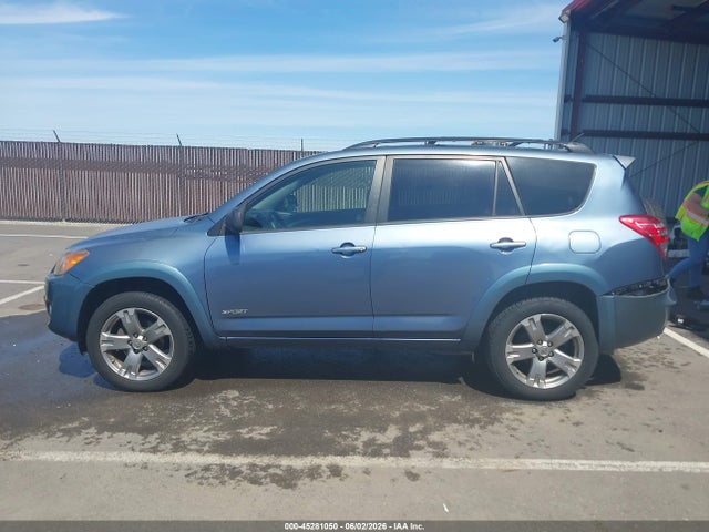 Toyota RAV4 Sport V6