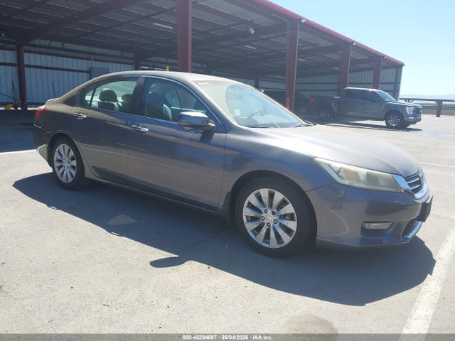 Salvage Honda Accord Image