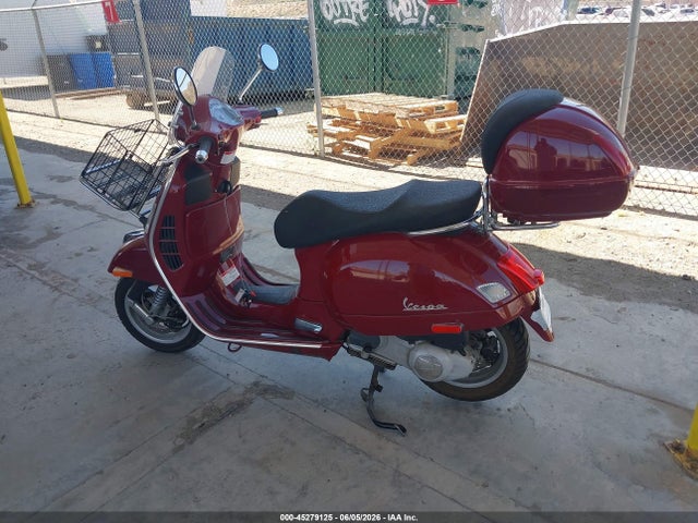 Vespa Gts 250