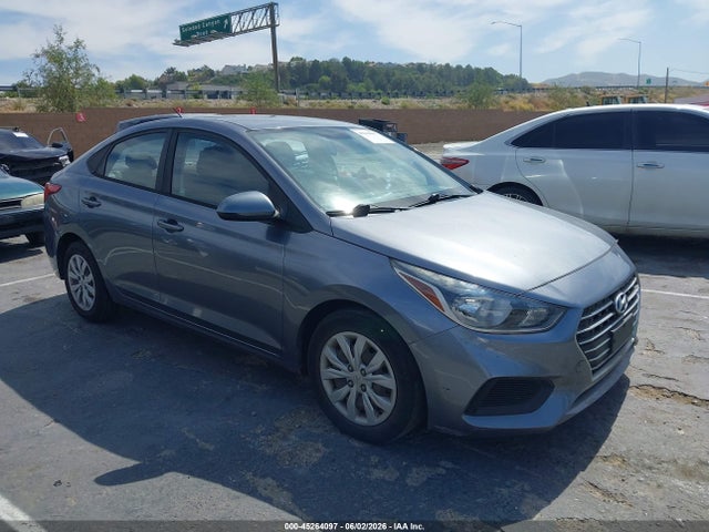 Salvage Hyundai ACCENT Image