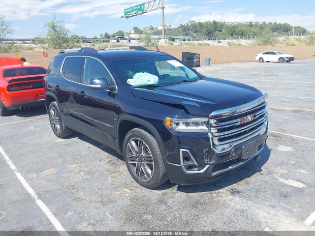 Salvage GMC Acadia Image