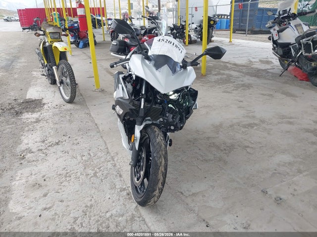 Kawasaki Ex500