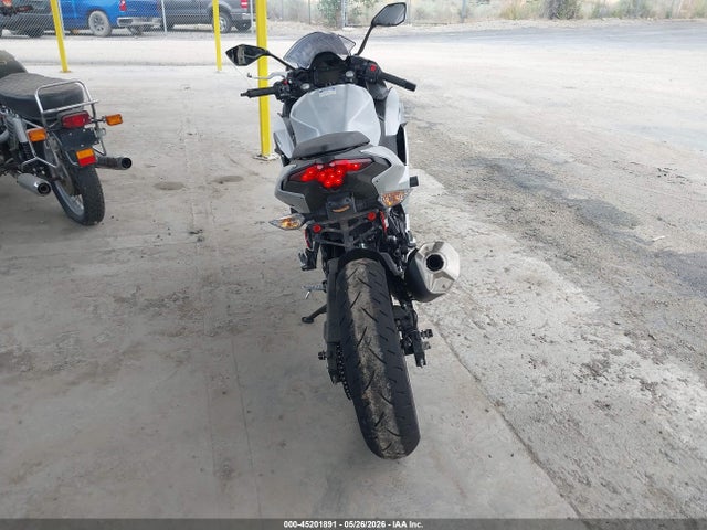 Kawasaki Ex500