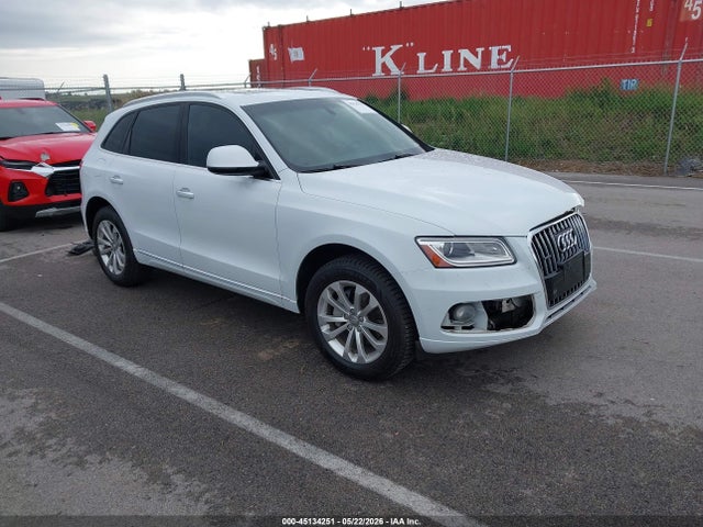 Salvage Audi Q5 Image