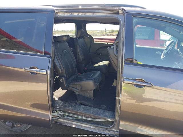 Chrysler Pacifica Touring L Plus