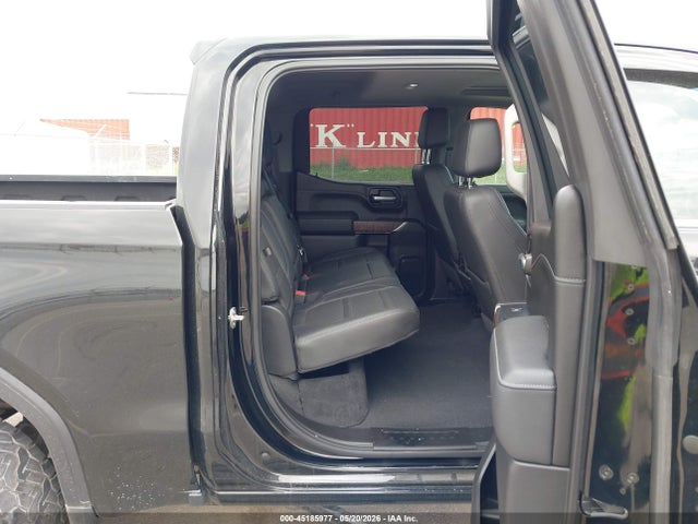 GMC Sierra 1500 4wd  Short Box Denali