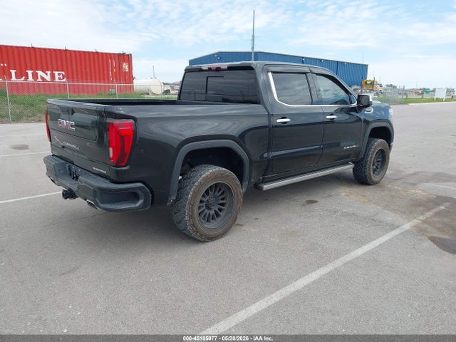 GMC Sierra 1500 4wd  Short Box Denali