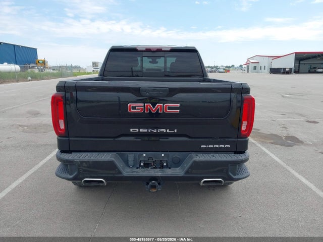 GMC Sierra 1500 4wd  Short Box Denali