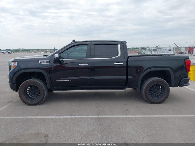 GMC Sierra 1500 4wd  Short Box Denali