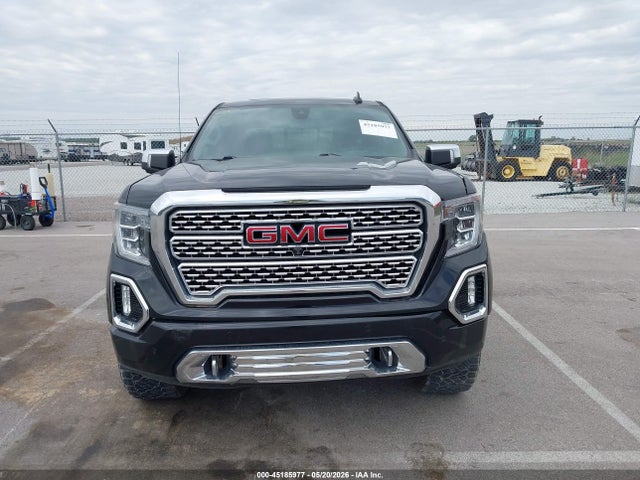 GMC Sierra 1500 4wd  Short Box Denali