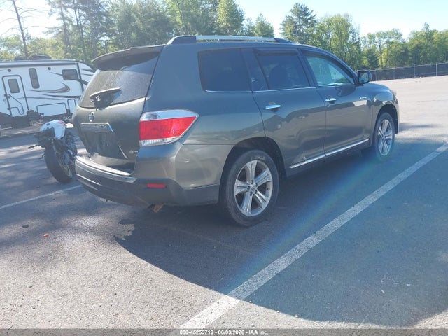 Toyota Highlander Limited V6