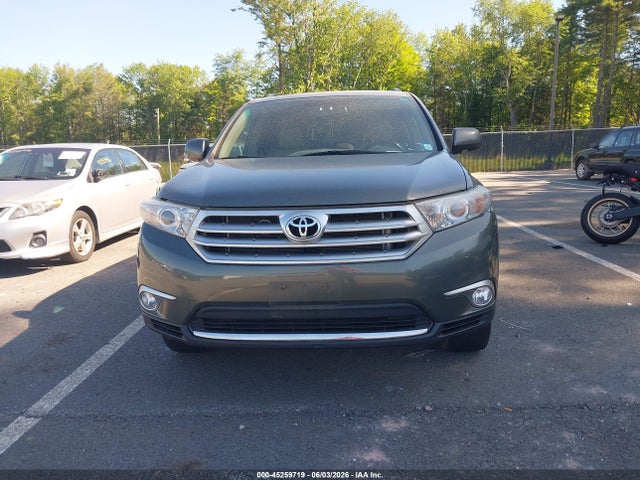 Toyota Highlander Limited V6