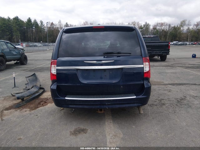 Chrysler Town & Country Touring