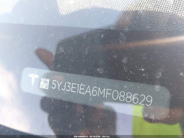 Tesla Model 3 Standard Range Plus Rear-wheel Drive