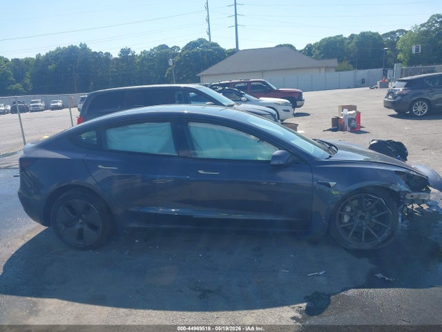 Tesla Model 3 Standard Range Plus Rear-wheel Drive