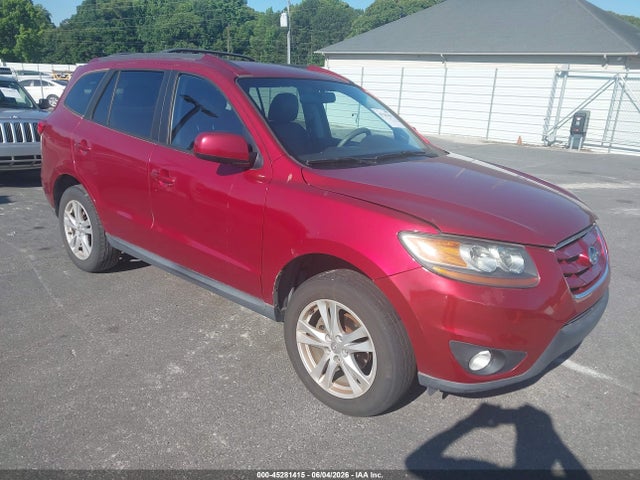Salvage Hyundai SANTA FE Image