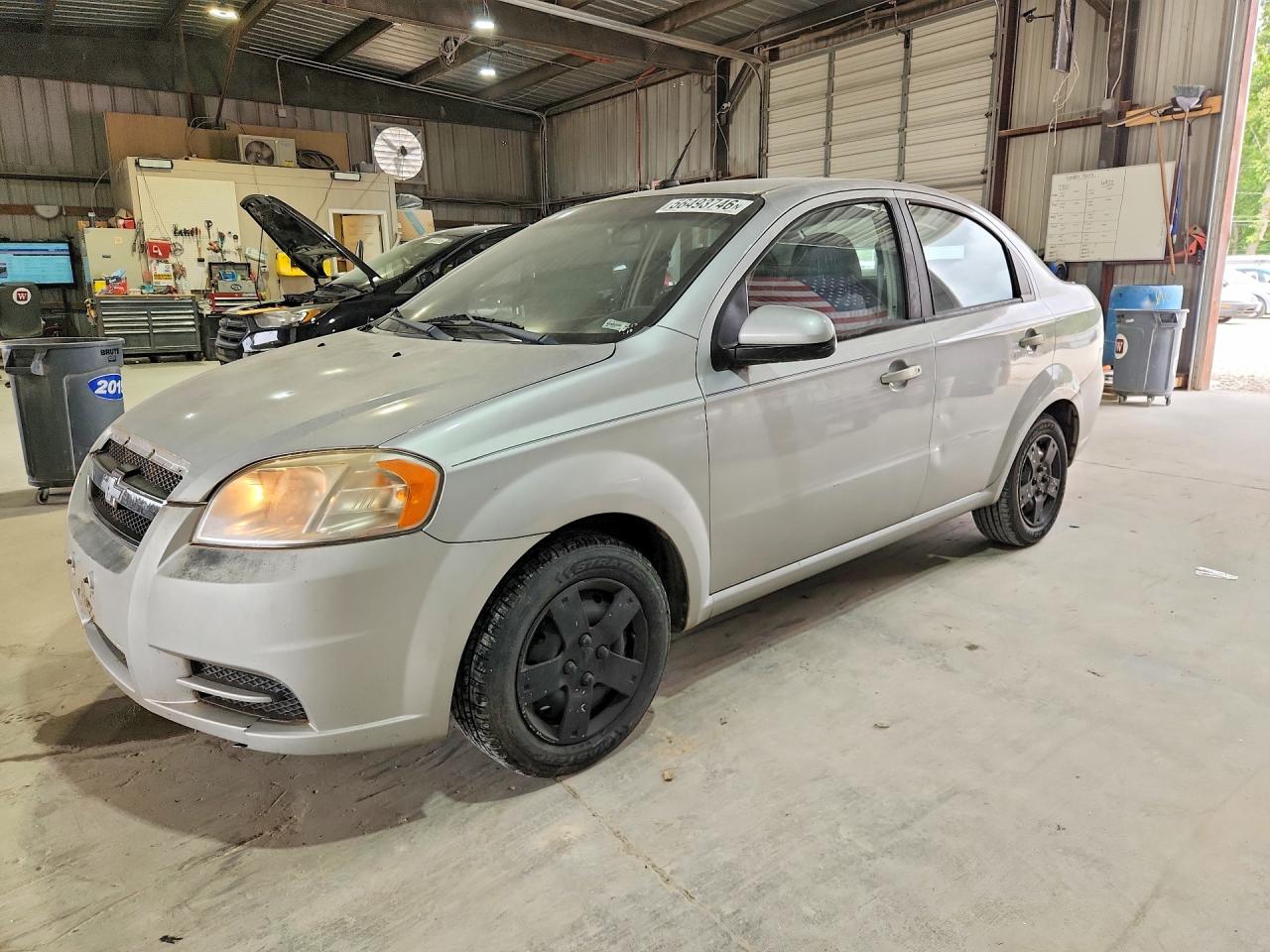 Salvage Chevrolet Aveo Image