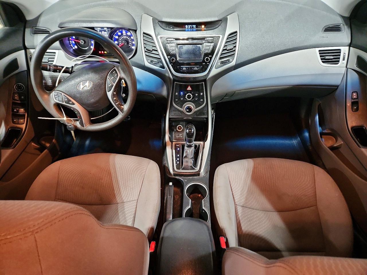 Hyundai ELANTRA Se