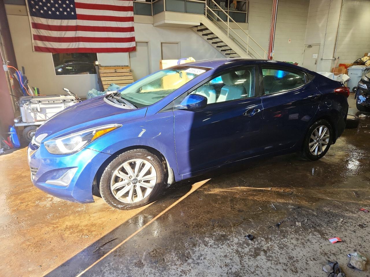 Salvage Hyundai ELANTRA Image