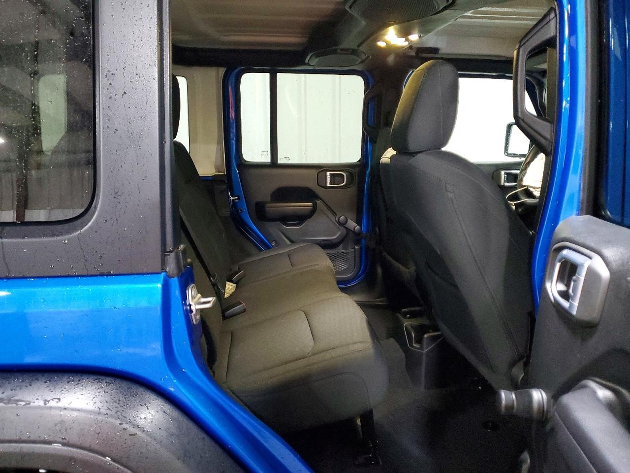 Jeep Wrangler Sport