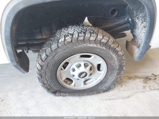 Chevrolet Silverado 2500 4wd  Long Bed Wt