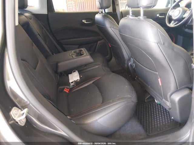 Jeep Compass Trailhawk 4x4