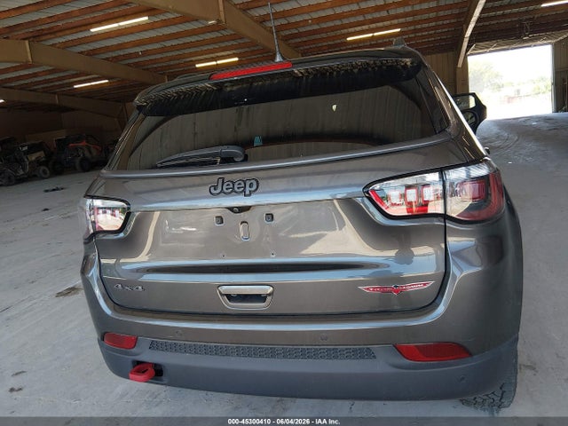 Jeep Compass Trailhawk 4x4