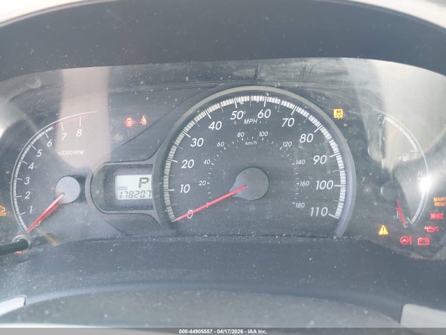 Toyota Sienna Le V6 8 Passenger