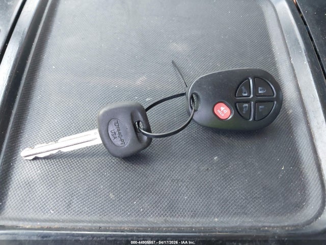 Toyota Sienna Le V6 8 Passenger