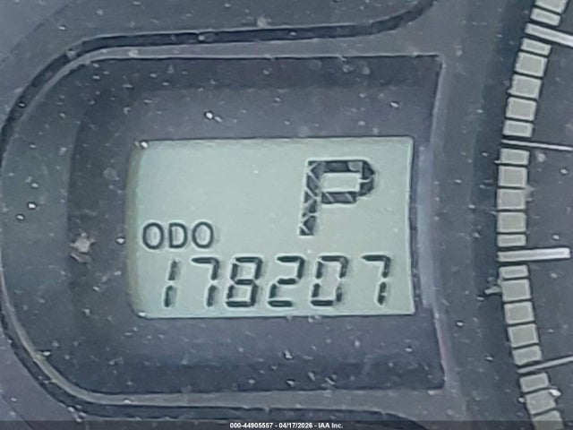Toyota Sienna Le V6 8 Passenger